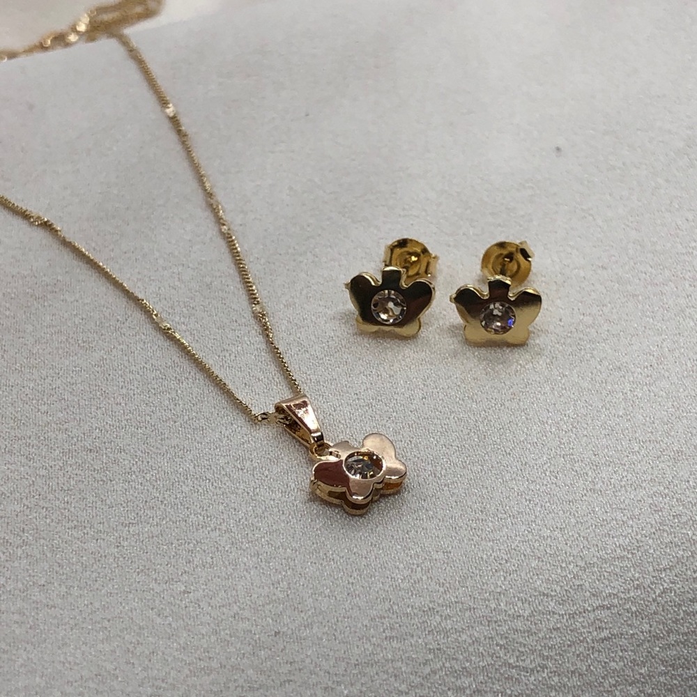 Butterfly Necklace Set | 18k Gold Filled - Picture 3 of 5
